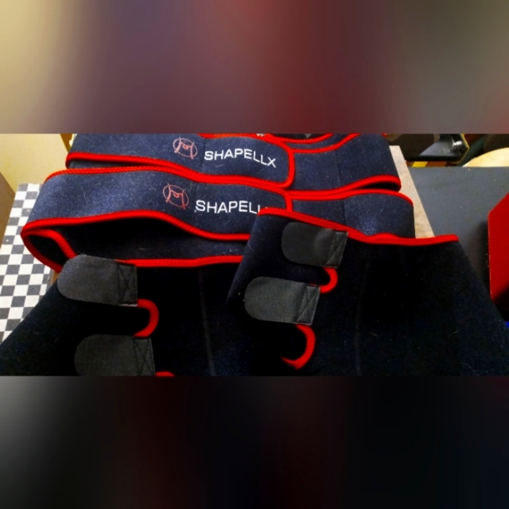 Shapelexx Black Neoprene Waist Trainer with Red Trim thighs and waist